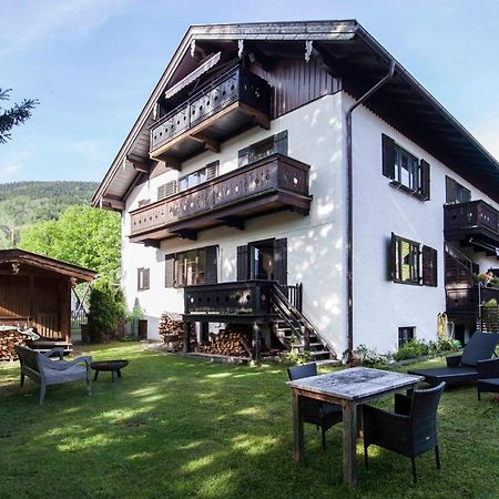 Moderne traditionelle FeWo mit Bergblick in Tegernsee Exterior foto