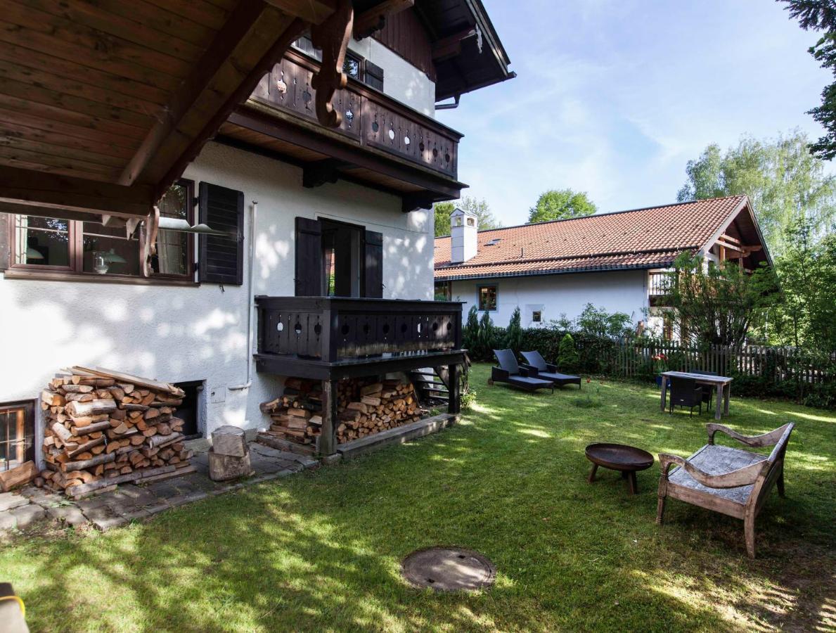 Moderne traditionelle FeWo mit Bergblick in Tegernsee Exterior foto